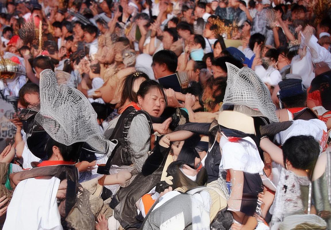 格拉夫夏普与马斯特里巅峰对决：战术分析及心理博弈揭秘(图3)