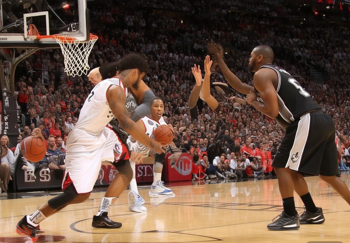 2016年NBA常规赛：猛龙马刺巅峰对决精彩回顾